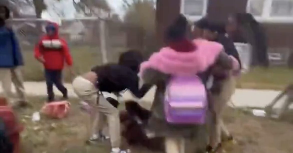 SHOCKING VIDEO Shows Violent Mob Of Young Thugs Brutally Beating, Stomping on Pregnant Mom With Sickle Cell Anemia While Trying To Protect Her Bullied Son on Chicago’s South Side