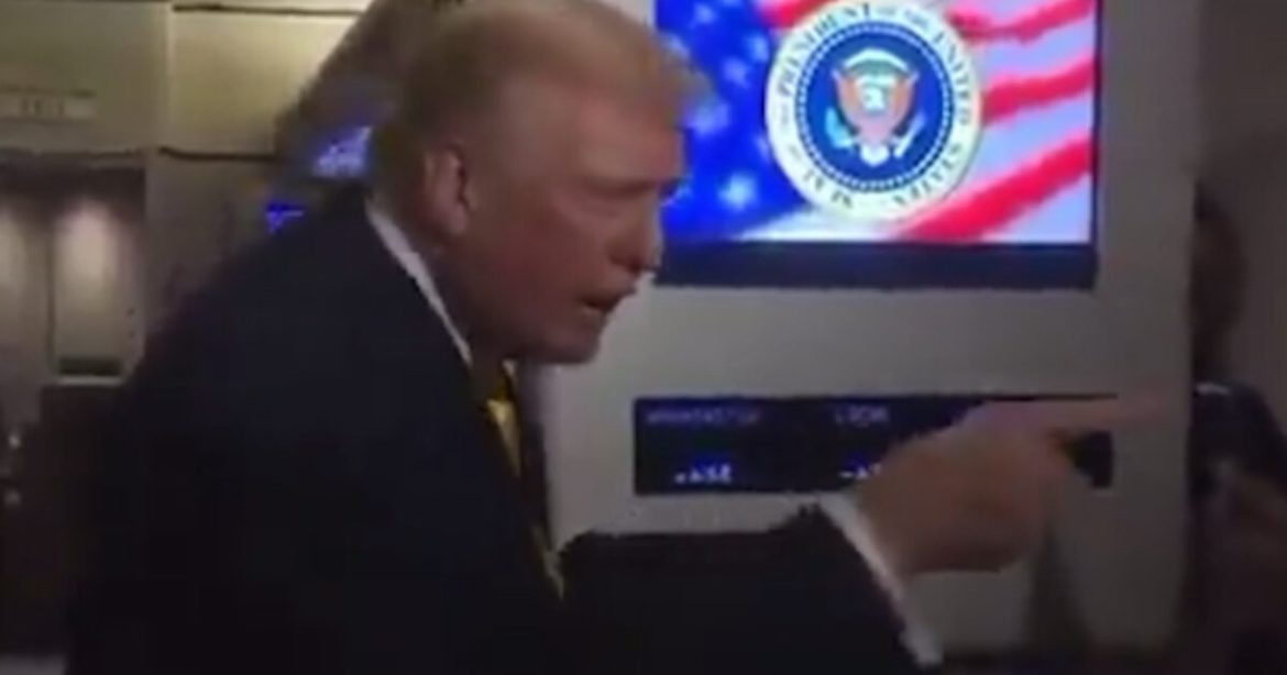 LOL! White House SAVAGES “Scumbag” Ex-CNN Reporter for Lashing Out About Trump Calling Reporters “Piggy” and “Stupid”