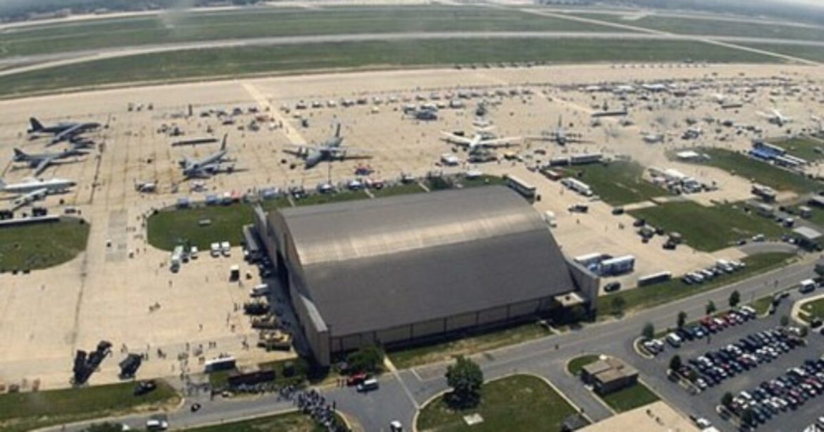 More Leftist Violence? Several People Rushed to Hospital as Suspicious Package Filled with White Powder and ‘Political Propaganda’ Prompts Evacuation at Joint Base Andrews