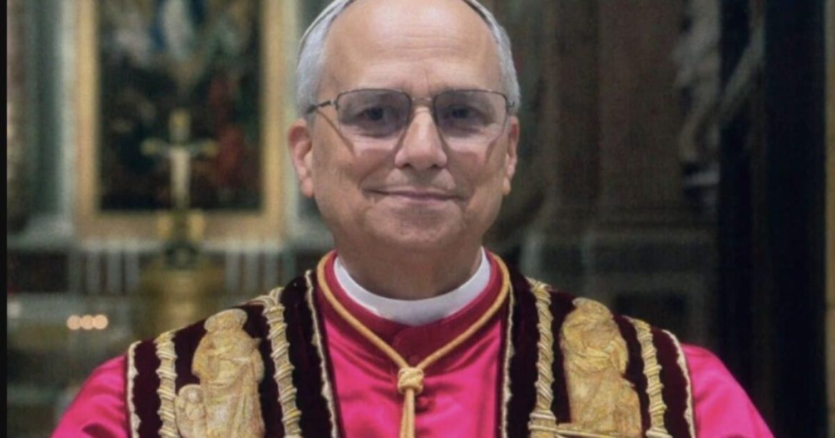 Pope Leo Demands ‘Deep Reflection’ on Trump’s Deportation Policy — Also Rebukes Military Strikes on Venezuelan Drug Vessels (VIDEO)