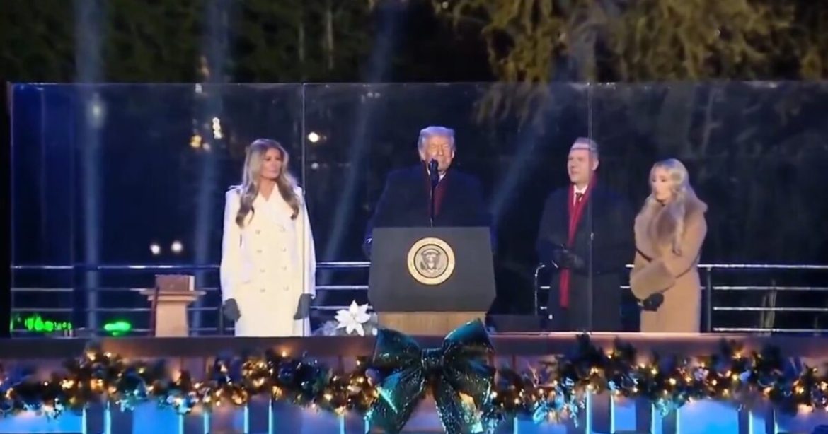 President Trump and First Lady Melania Light National Christmas Tree to Massive Applause (VIDEO)