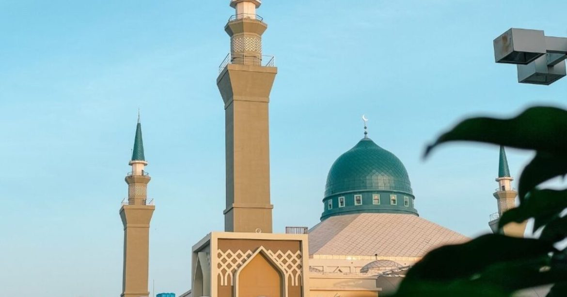 Broken Arrow Council in Oklahoma Rejects by 4-1 the Construction of a Massive Islamic Center After Massive Citizen Opposition