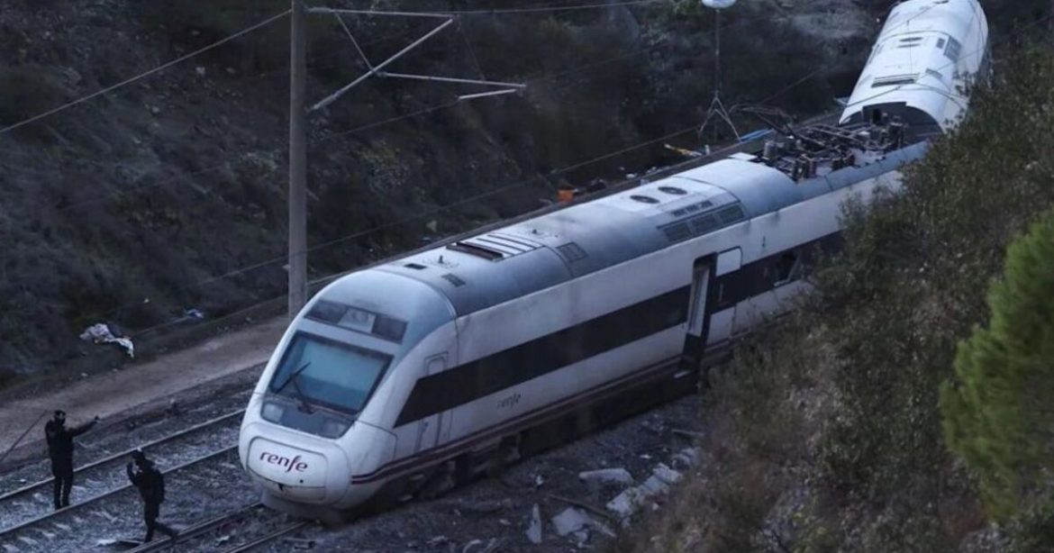 Train Derailment in Spain Leaves at Least 40 Dead and Over 150 Injured, Highlighting Serious Failures of the Ministry of Transport Under Pedro Sánchez