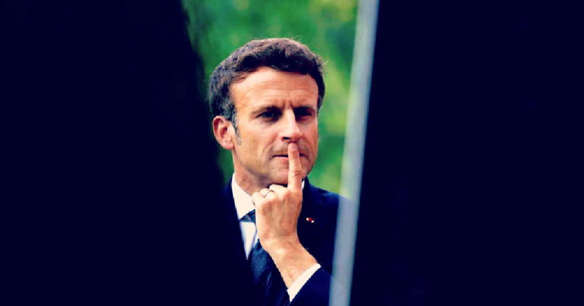 Failing French President Macron Wants To Ban Under-15 Kids From Social Media – And He Wants It Done Fast (VIDEO)