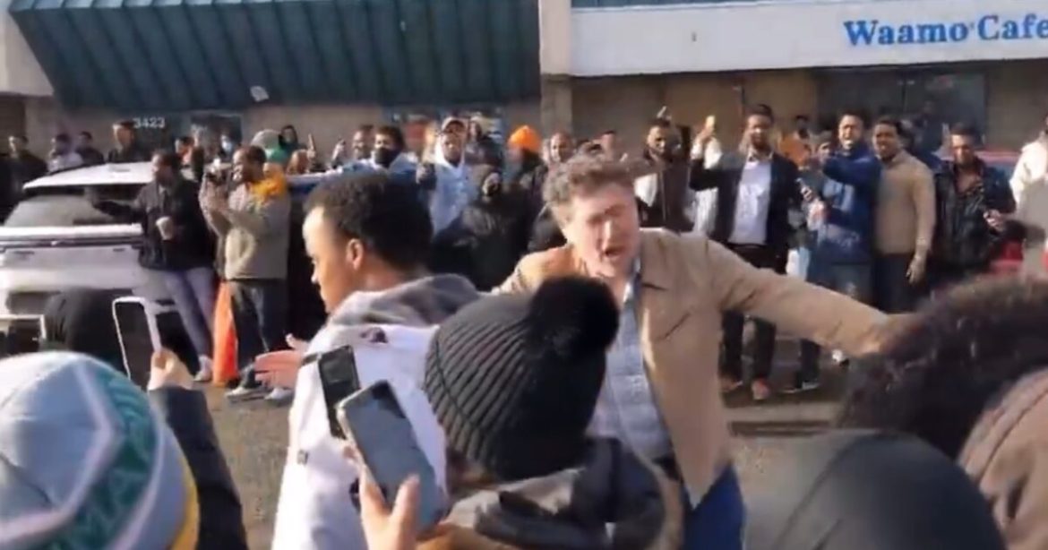 Chaos Erupts as Hundreds of Somalis Storm ICE Operation at Strip Mall in St. Cloud, Minnesota (VIDEO)