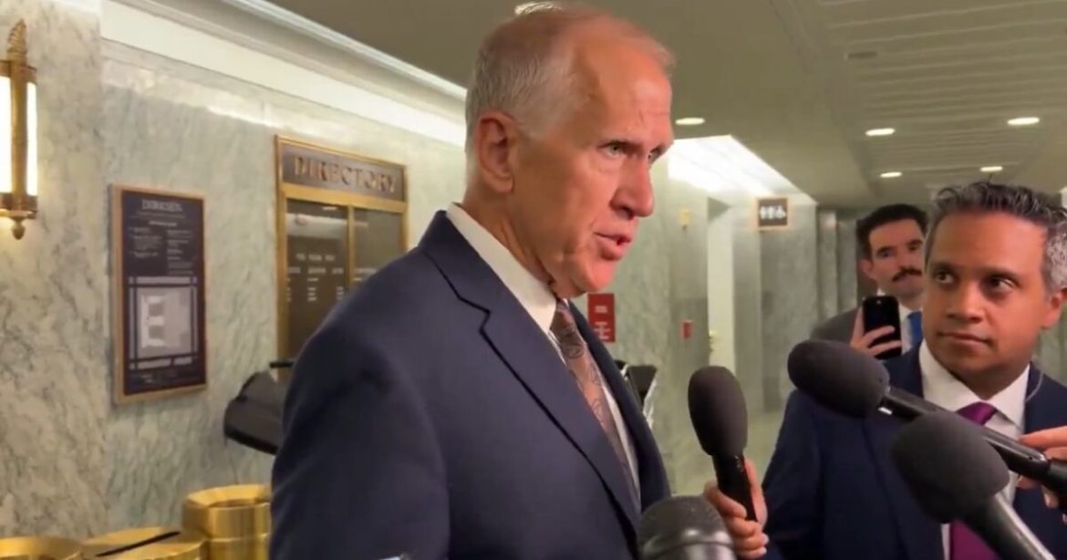 JUST IN: RINO Tillis Threatens to Block Fed Nominations Over Powell Criminal Investigation