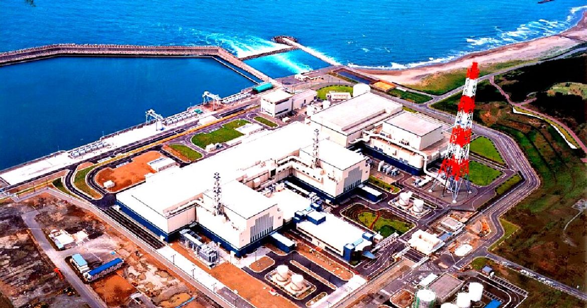 Worried Japan Shuts Down World’s Largest Nuclear Plant Mere Hours After Restart When Alarm Sounds