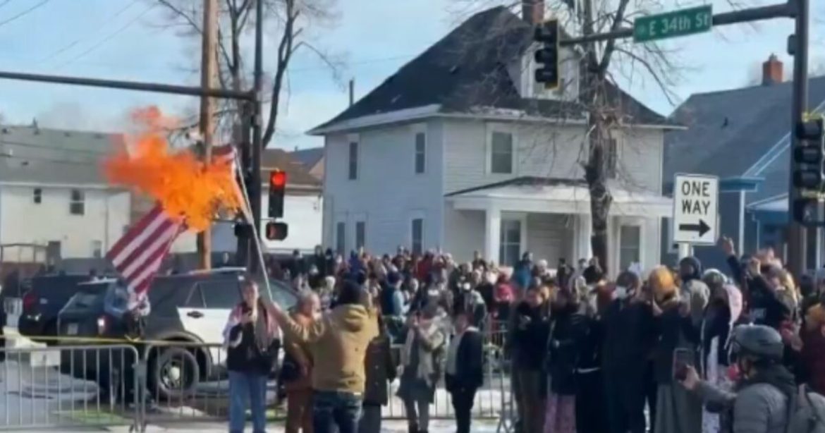 VIDEO: Anti-American Radical Burns US Flag on Minneapolis Street Where Woman Was Shot While Trying to Mow Down ICE Agent