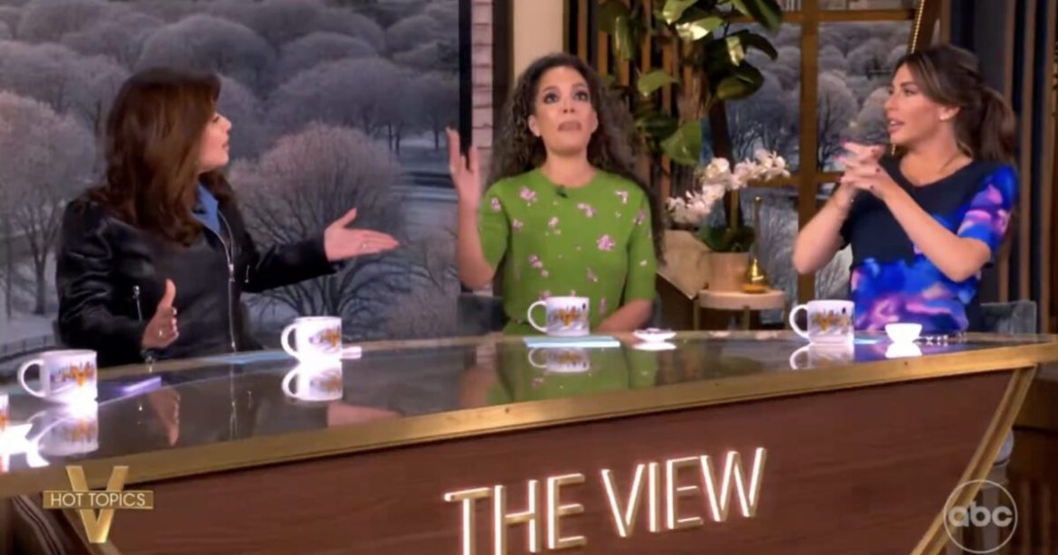 Far-Left ‘The View’ Descends Into CHAOS After Ana Navarro Defends Trump on Venezuela — Sunny Hostin MELTSDOWN On-Air