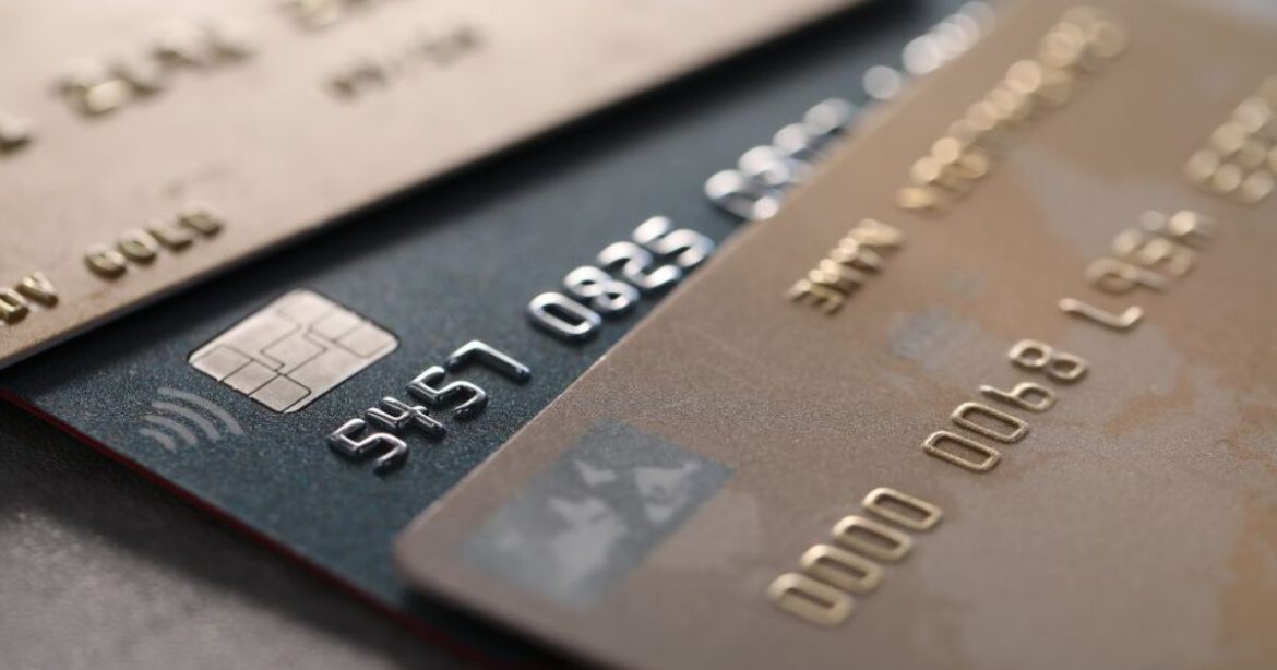 Trump Will Request to Limit Credit Card Interest Rates to 10% for One Year to Combat the Scams of the Big Financial Companies