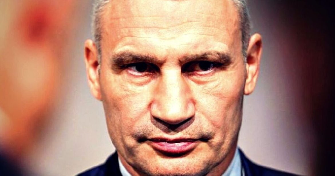 Kiev Mayor, Former Boxer Klitschko Urges Residents of Ukraine’s Capital To Leave the City as Half the Buildings Have No Power or Heating