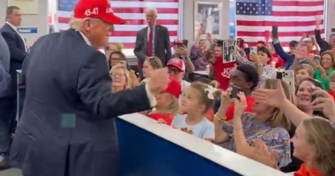 Crowd Goes Wild As President Trump Orders Hamburgers For Everyone at Whataburger in Corpus Christi, Texas (VIDEO)