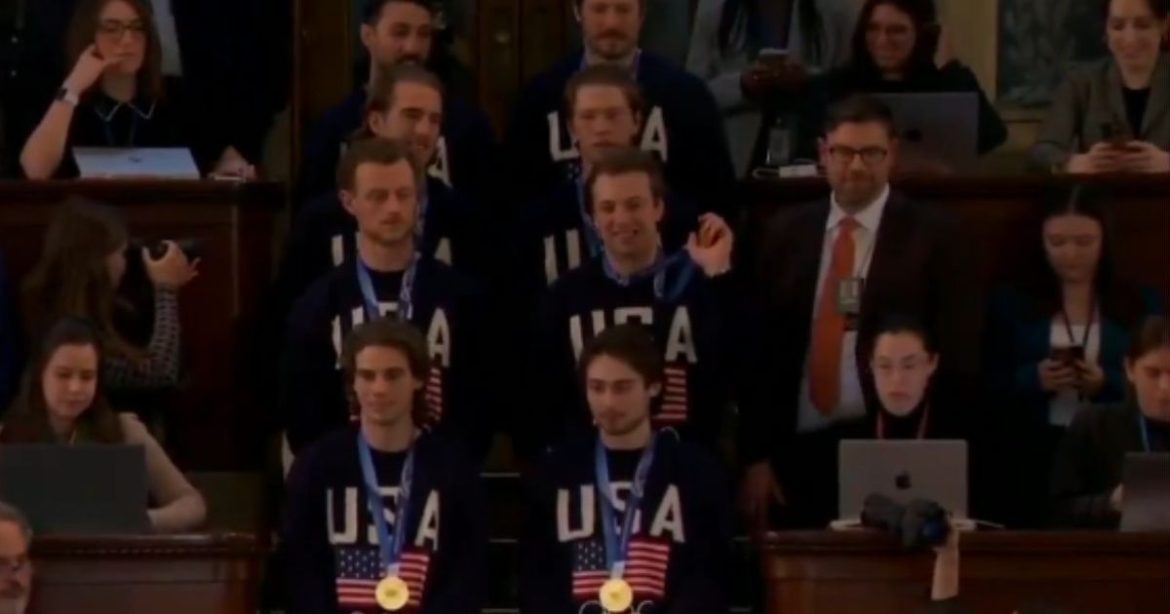 WATCH: Triumphant Team USA Hockey Players Honored at State of the Union Amid Thunderous ‘USA’ Chants – Trump Blasts Democrats Who Remained Seated