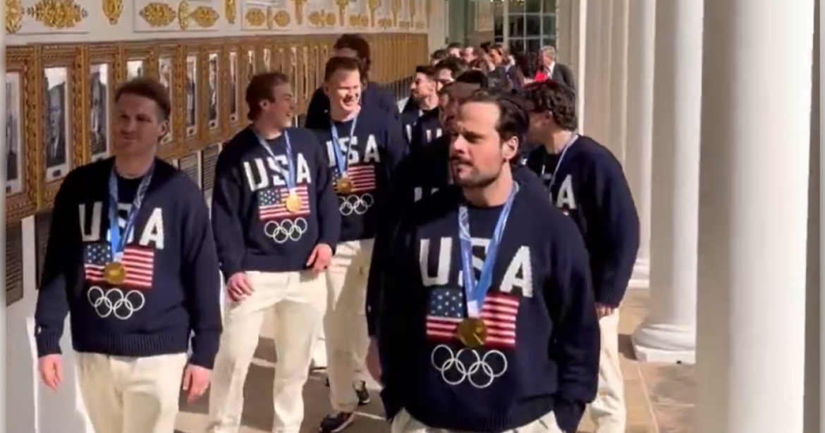 EPIC Moment: U.S. Men’s Hockey Team Arrives to White House as Song “Free Bird” Plays on Speakers (VIDEO)