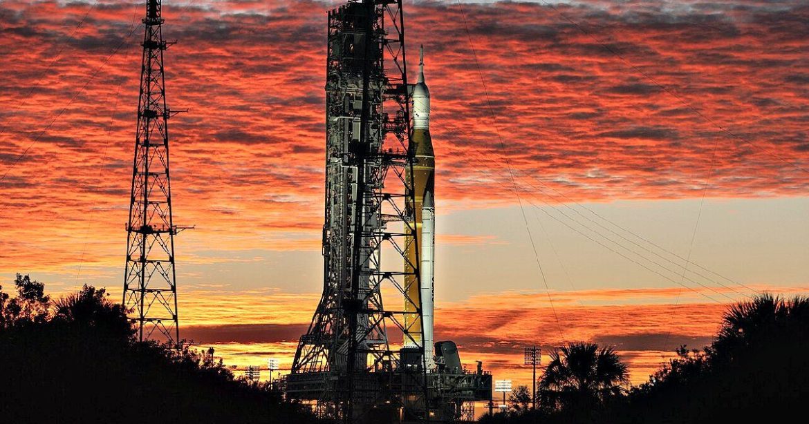 BACK TO THE MOON: Crewed Lunar Mission Artemis II Confirmed for Wednesday as NASA Says It’s ‘Ready’ for Historic Launch