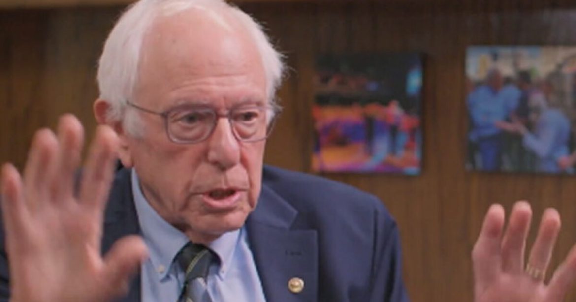 Socialist Bernie Sanders Spotted Flying First Class While He Forces Americans to Go without Pay