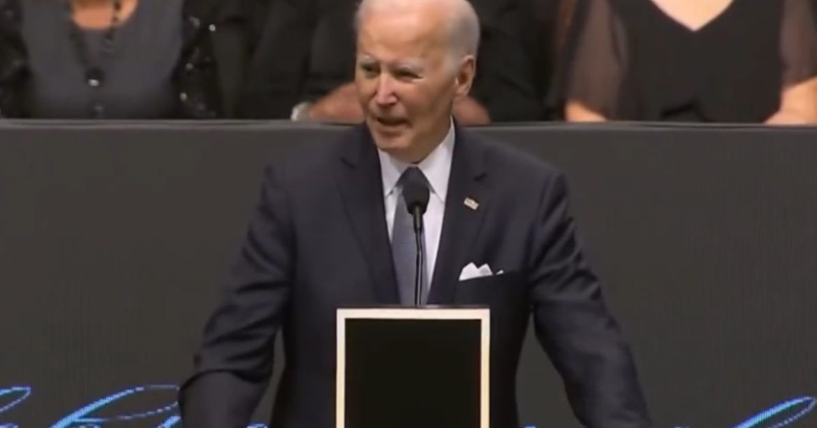 “I’m a Hell of a Lot Smarter Than Most of You” – Joe Biden to Attendees at Jesse Jackson’s Funeral (VIDEO)