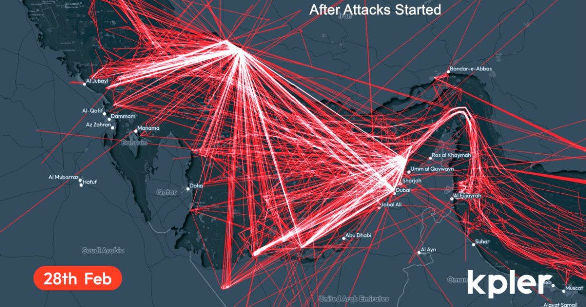 EXCLUSIVE: Over 210 Tankers and Ships Anchored Outside Strait of Hormuz – Experiencing AIS Transponder Interference