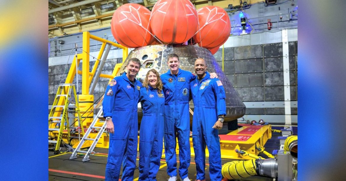 Artemis II Crew Return to NASA’s Johnson Space Center as Conquering Heroes – Expectations Surge for Next Year’s Mission To Send Astronauts Walking on the Moon (VIDEOS)