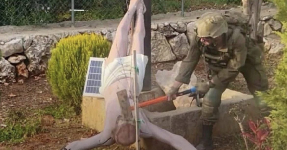 Israel’s Military Pledges Investigation into Photo of Soldier Smashing Up a Statue of Jesus