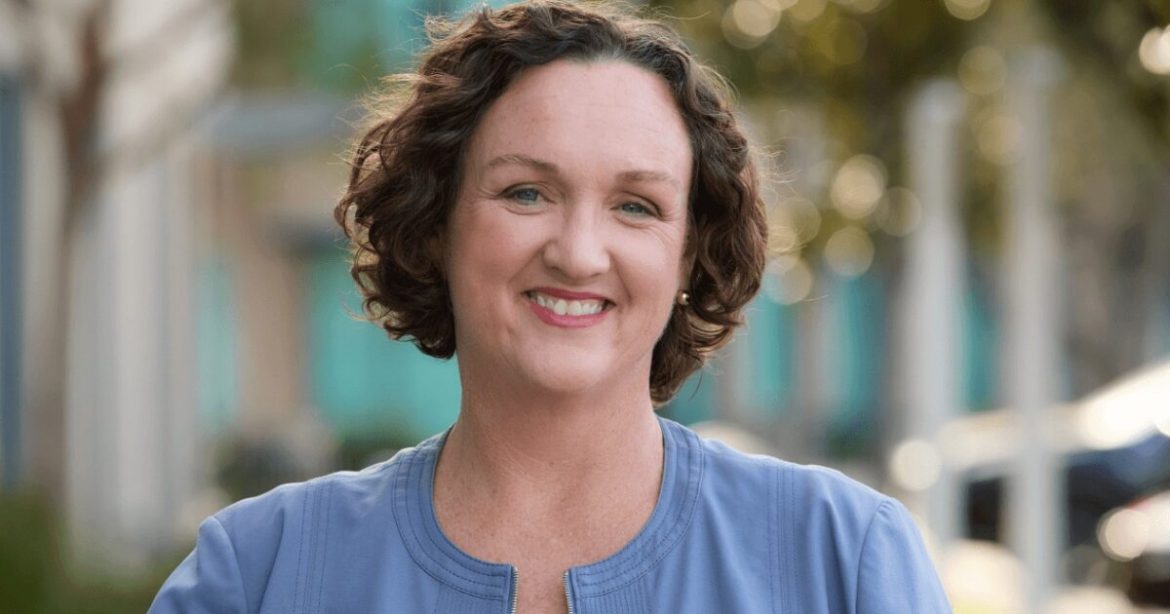 Katie Porter Cries ‘Racism’ When Asked If Truck Drivers Should Speak English (Video)