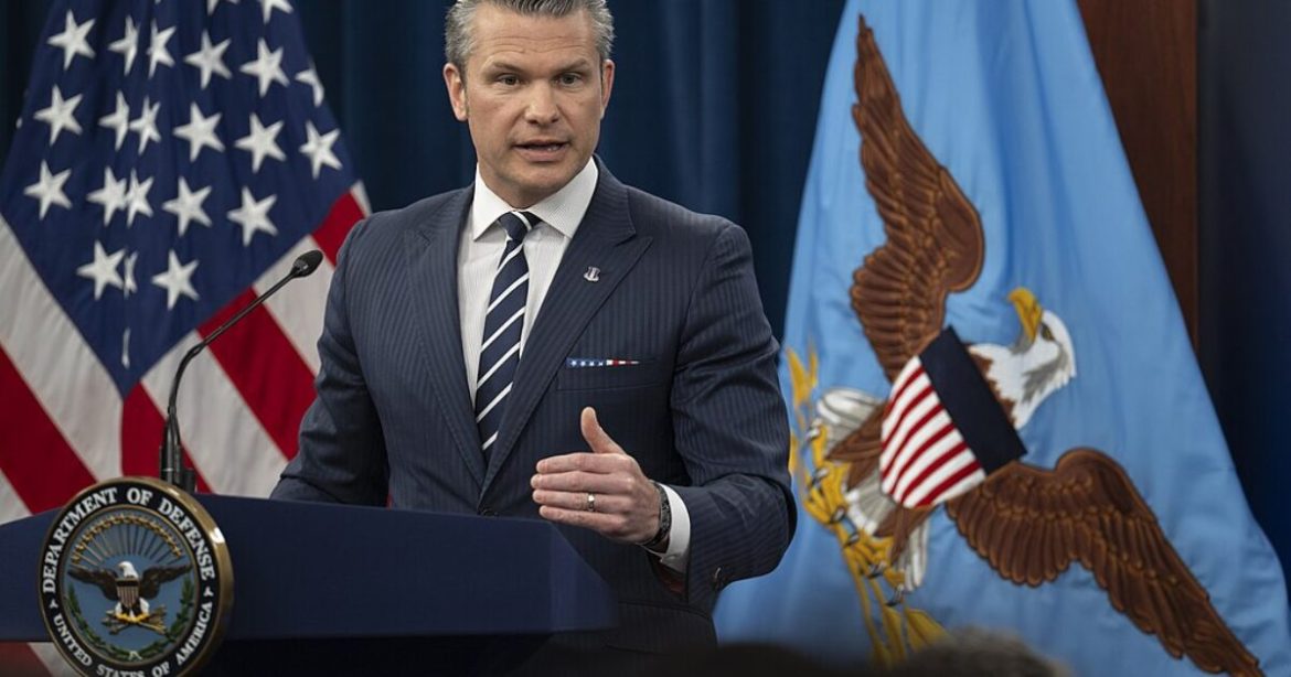 Clinton Judge Rips Hegseth, Orders Pentagon to Restore Press Access