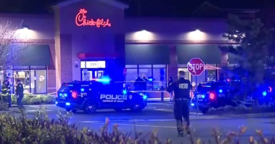 At Least Six People Shot in Mass Shooting by Group of Masked Gunmen at New Jersey Chick-fil-A (VIDEO)
