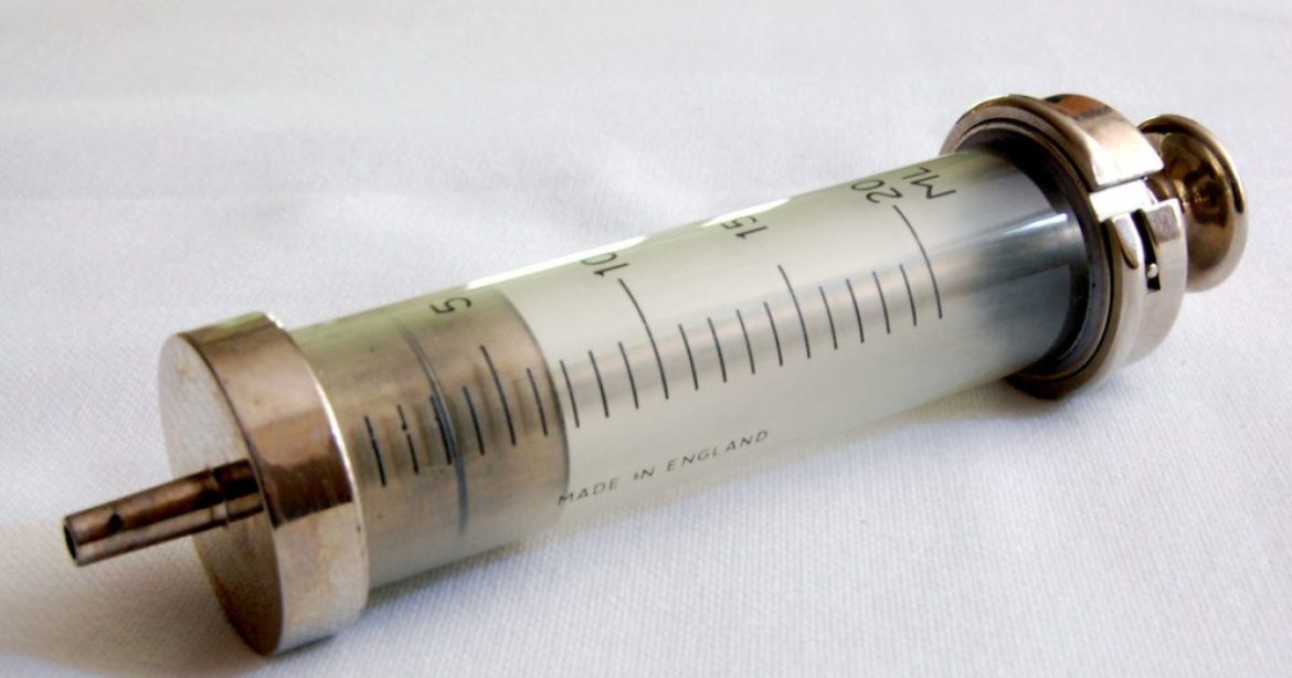 Woman with Back Pain Horrified at ER Visit, Says Doctor’s ‘Very First Words’ Offered Her Euthanasia