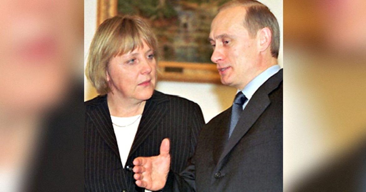 Former German Chancellor Angela Markel Criticizes EU for Not Maintaining a Dialogue With Russia, Refuses the Idea of Being the European Peace Envoy
