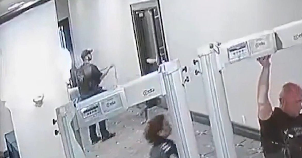 Police K9 Flagged WHCD Shooter Cole Allen SECONDS Before He Sprinted Past Security Checkpoint and Opened Fire on Secret Service Officer (VIDEO)
