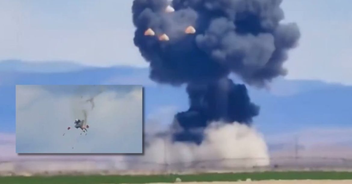 SHOCKING VIDEO: Two Navy Jets Crash into Each Other Mid-Air at the Gunfighter Skies Air Show in Idaho, Four Parachutes Seen Floating to the Ground
