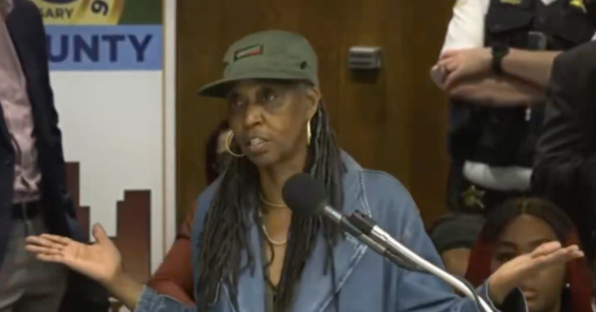 Chicago Resident Goes Off-Delivers Powerful Rebuke of Democrats Using ‘Voting Rights Act of 1965 Propaganda’: “You sick in the head and more sicker in your spirit”(Video)