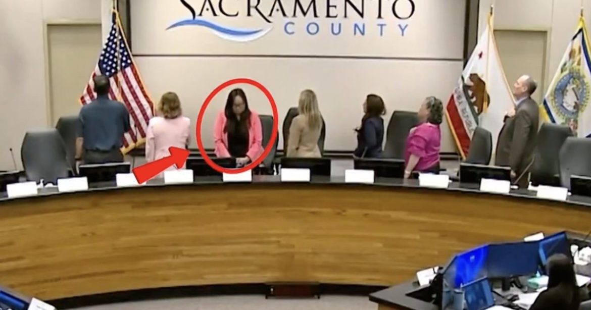OUTRAGEOUS: Sacramento Councilwoman and Congressional Candidate Mai Vang Turns Her Back on the American Flag, Rejects Pledge of Allegiance in Disgraceful Anti-American Display