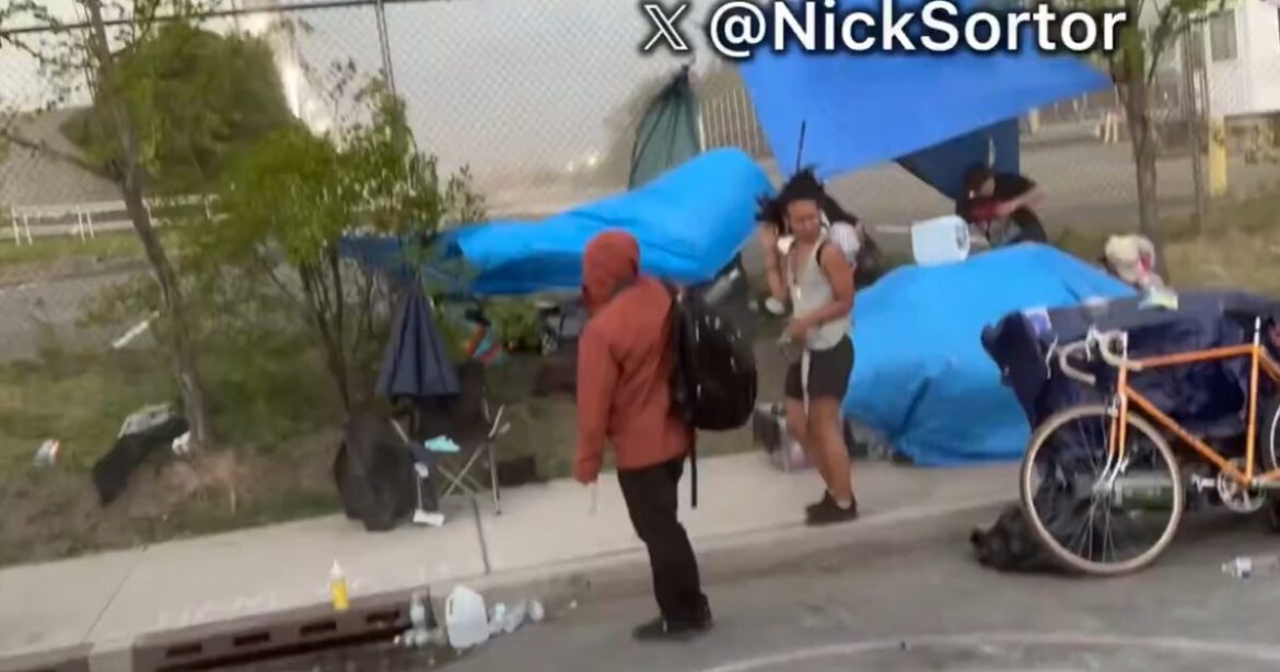 Severe Windstorm Moves Through Antifa Camp Outside Newark ICE Detention Center, Sends Rioters Scrambling For Cover (VIDEO)